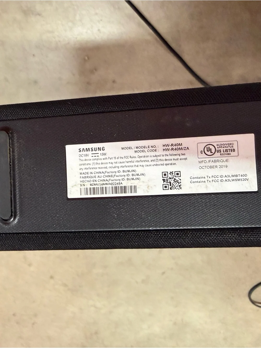 Samsung Black Soundbar with Subwoofer